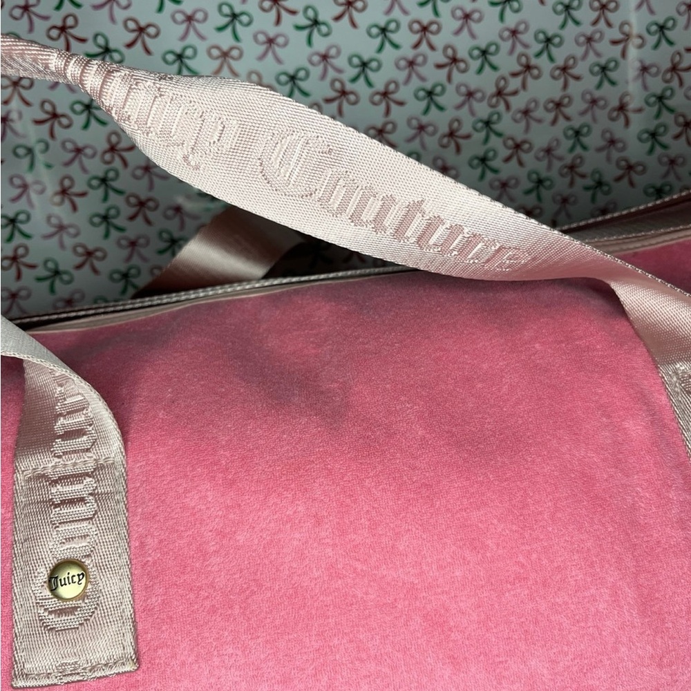 Viral Juicy Couture Weekender - Picture 6 of 9